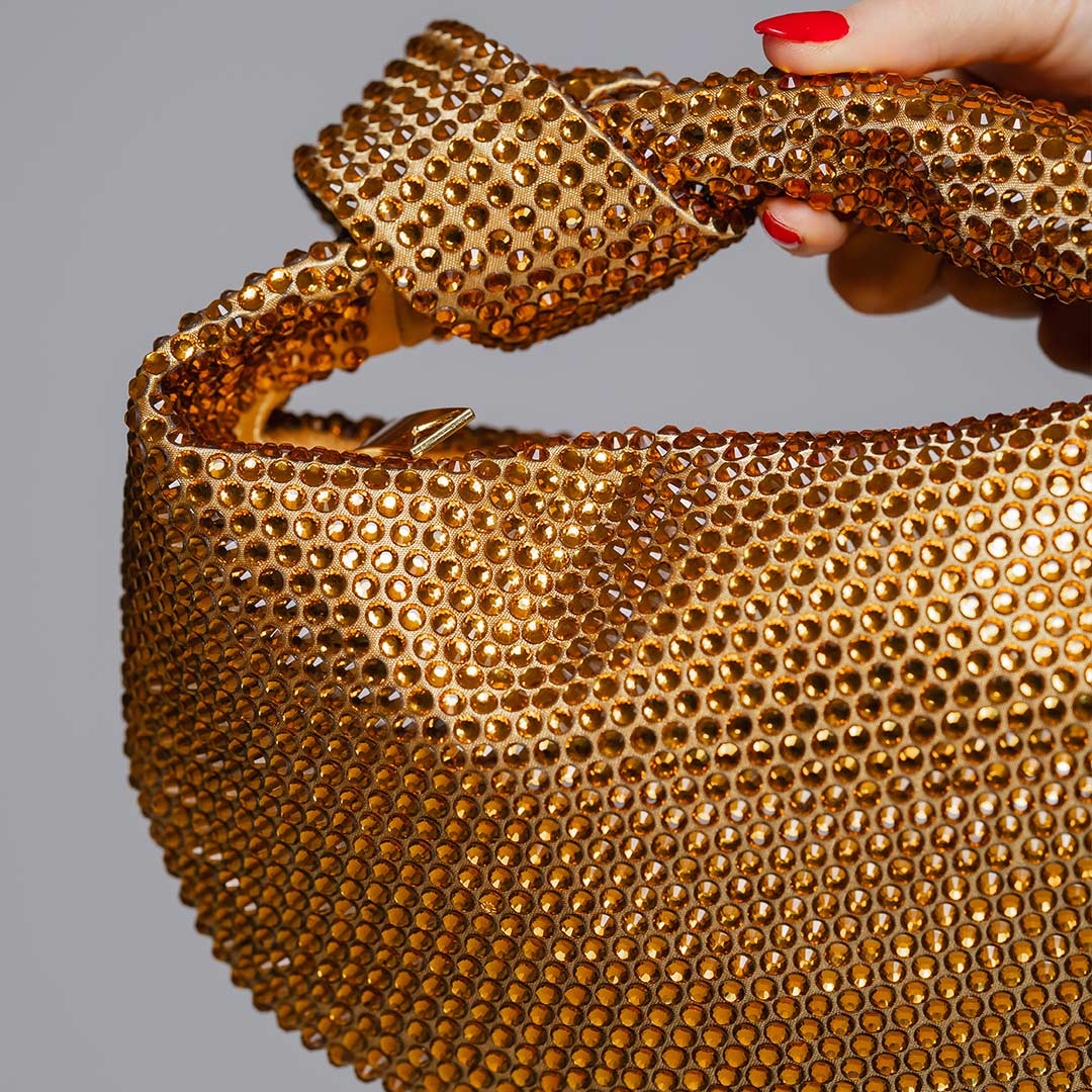 aob-brand-gold-shining-2